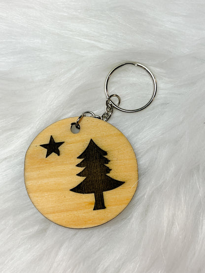 Maine 1901 Flag wooden keychain